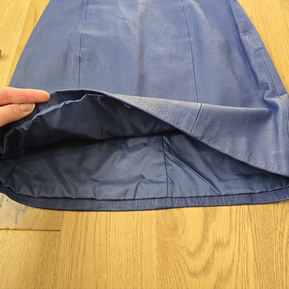 Vintage Wilsons Blue Leather High Rise Mini Skirt Size 4 - Picture 6 of 8